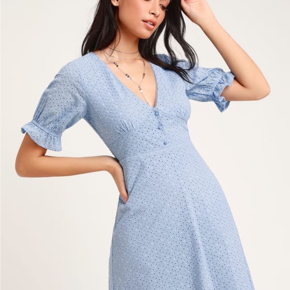 NWT LULUS Good To Be Me Light Blue Eyelet Lace Midi Summer Dress
